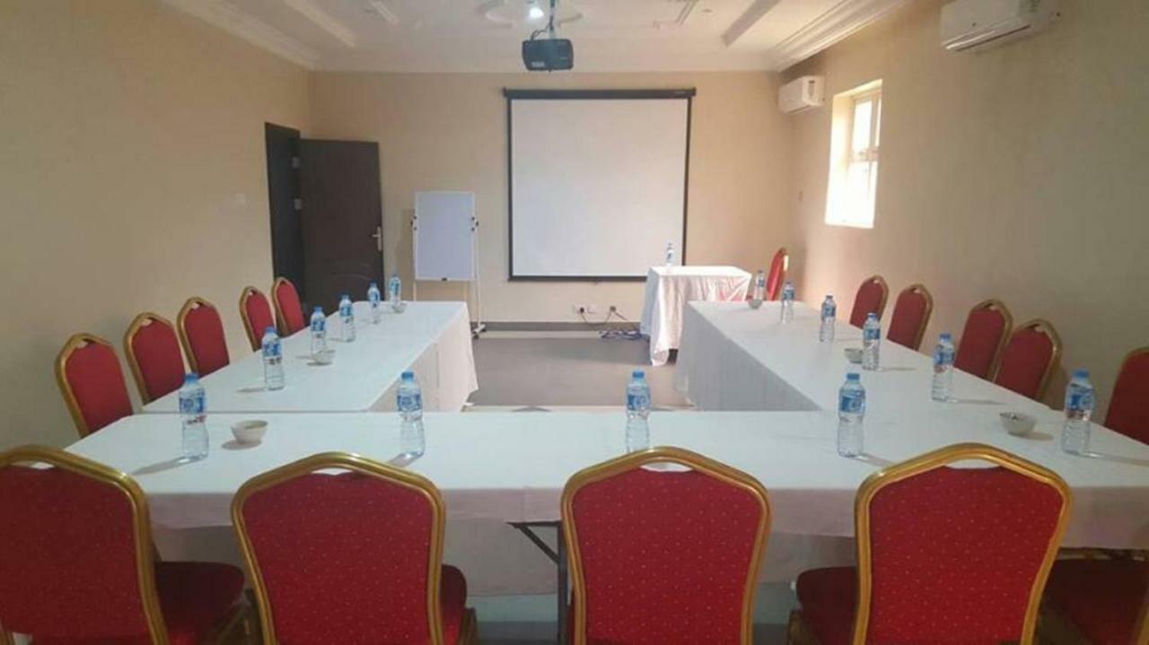 Msquare Hotel Gra Ikeja Exterior foto